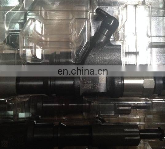 Original new diesel fuel Injector 095000-6700 R61540080017A sino-truck