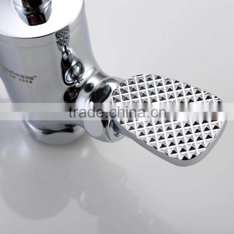 new design Chrome plated solid brass foot control toilet flush valve