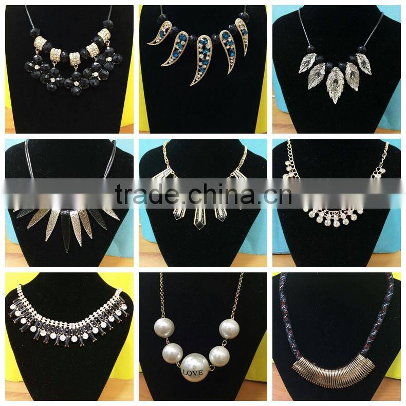 latest jewelry fashion Alloy gold charming chain tassel wholesale chunky statement necklace