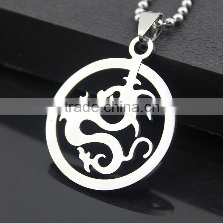 304 stainless steel round Dragon pendant necklace