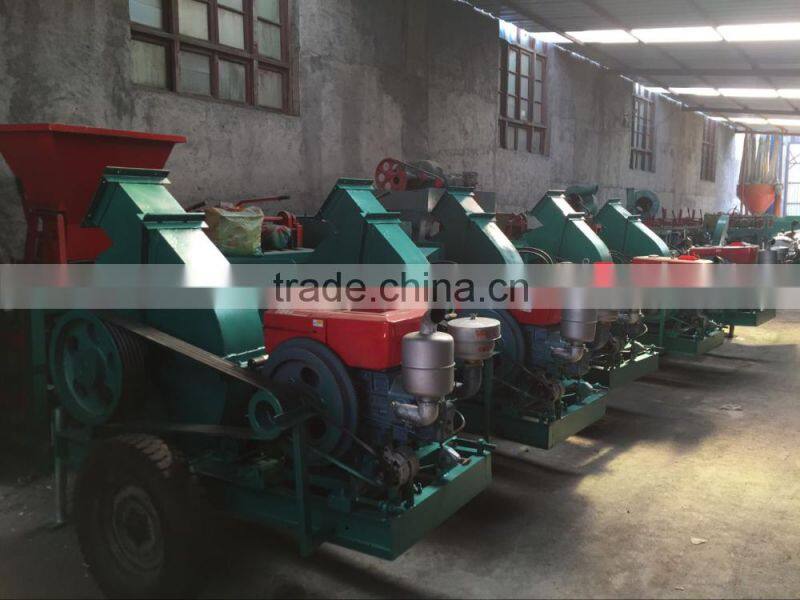 Professional mobile diesel engine wood sawdust crusher with 5-10% discount