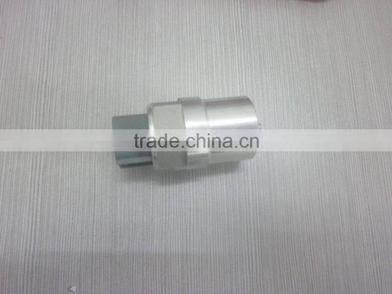 Odometer Speed Sensor MK421137 Disel 24v used for MITSUBISHI CANTER FUSO 2007