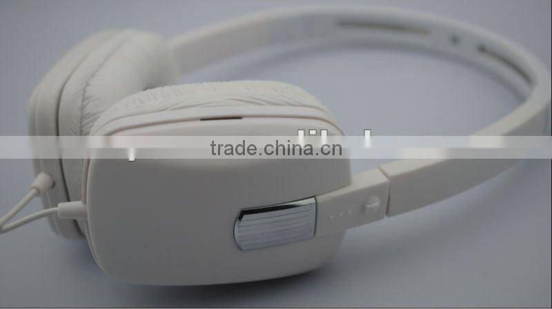 2013 best sell headsets for S-822 headphone consumer electronics