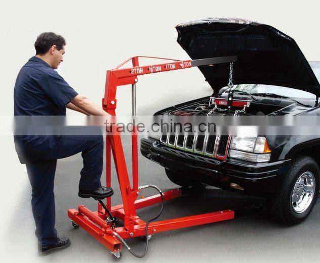 Torin BigRed 2 Ton Engine Crane Lift