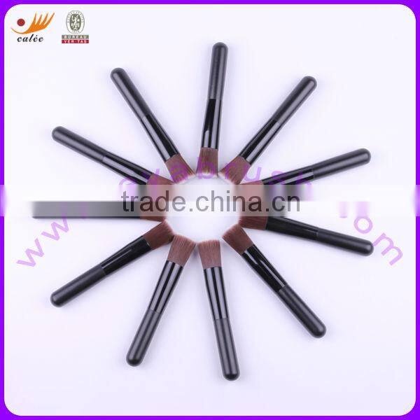 fashional synthetic hair foundation brush with mini pouch