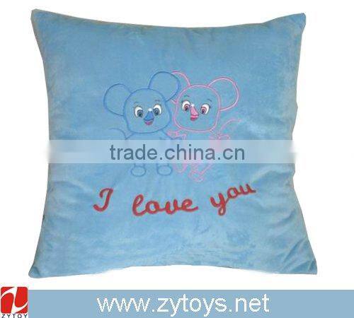 2016 hot sale love shape plush animal pillow