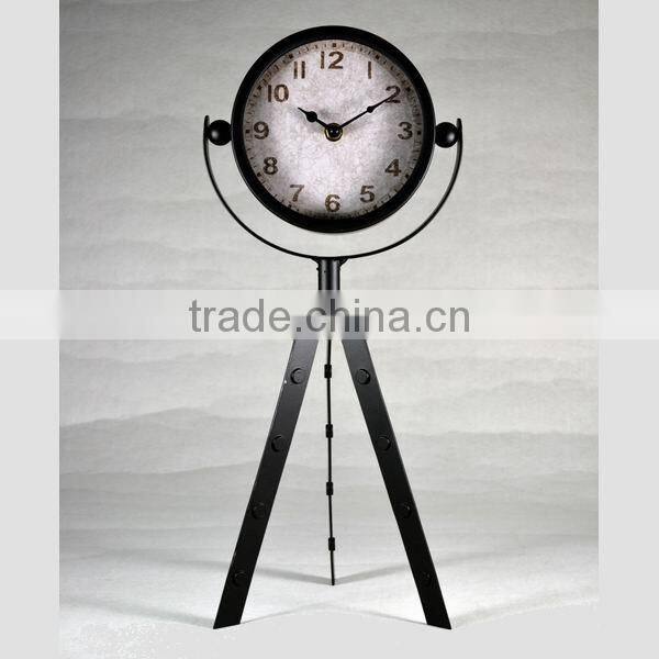Metal tall table clock