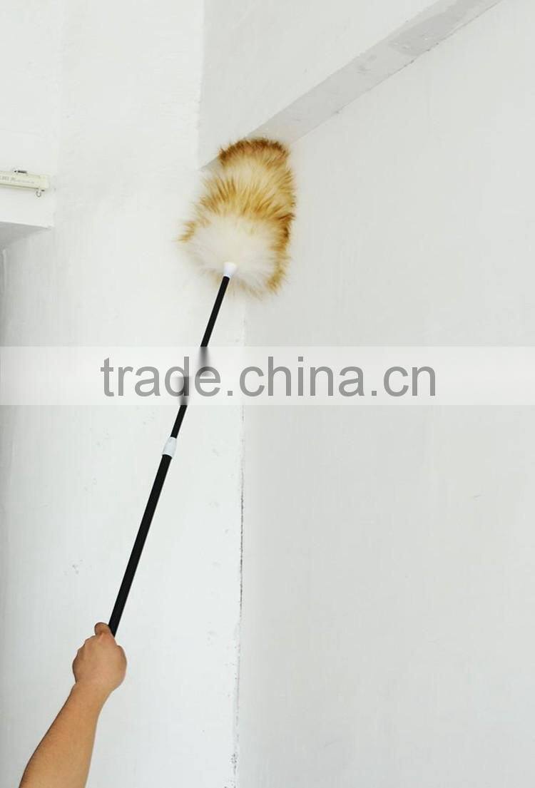 scalable plastic handle wool duster