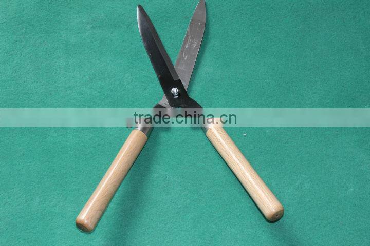 hedge shears with wooden handles/garden tool
