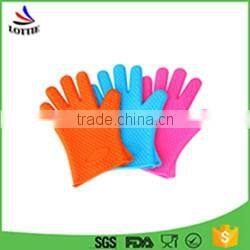 Hot sale long silicone baking gloves food grade silicone BBQ gloves/silicone oven mitts