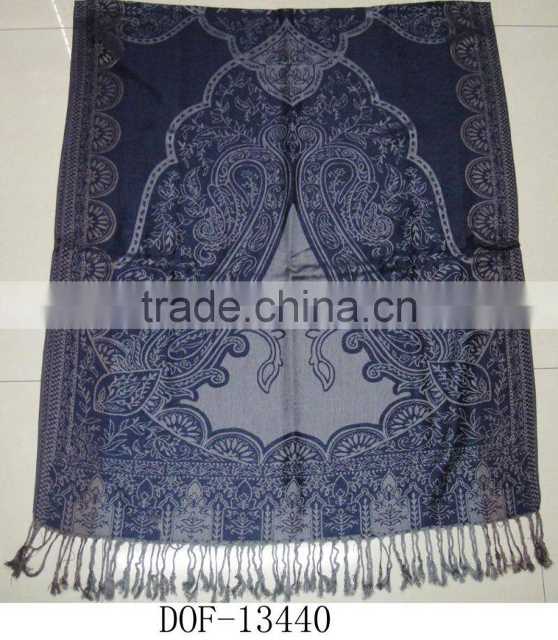2017 New Fashion jacquard classical paisley floral viscose pashmina shawl