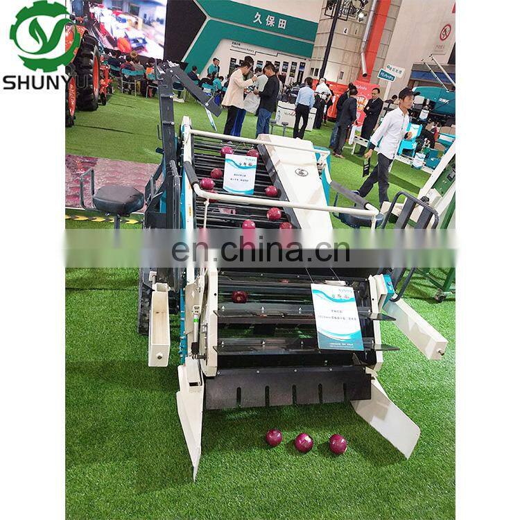 Harvesting machine onion picker high efficiency