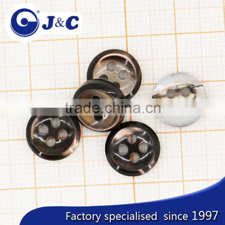 2015 Nature 4 holes black trocas shell button