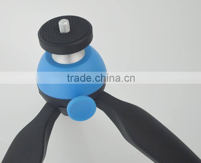 Wireless Lightweight mini Selfie Stick tripod Easy to Carry for Camera Cell Phone