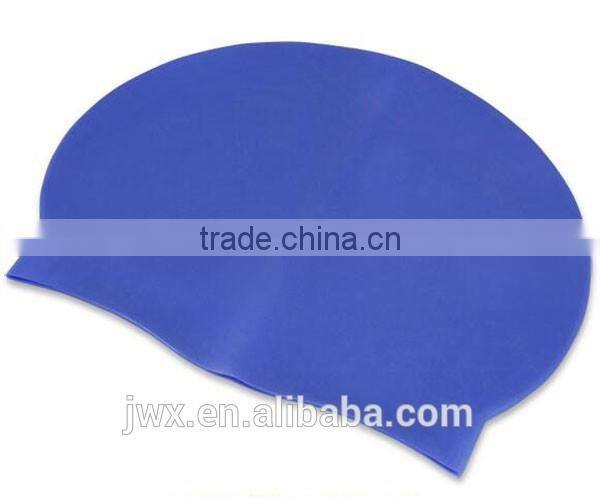 Competitive swim cap non-distortion and easy-storing