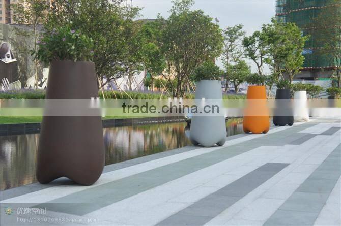 waterproof rechargeable illuminated fiberglass flower pot with led light