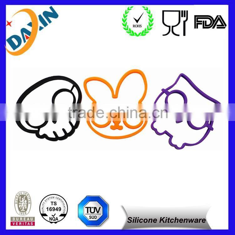 2016 Cheap silicone egg rings / silicone rabbit pancake egg rings