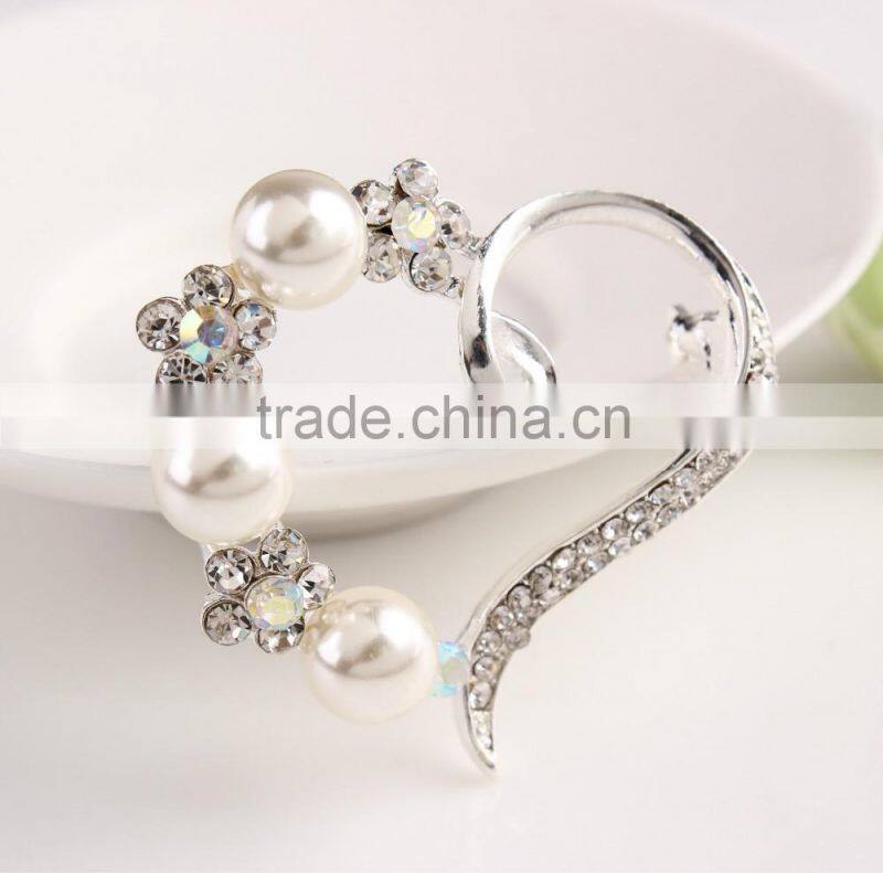 Fashion Designs Heart Shape Rhinestone Brooch Pin With Pearls,Brooches And Pins For Wedding Bouquet,Crystal Wedding Brooch