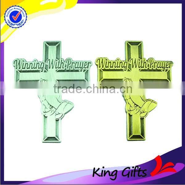 Custom cross shape stamping out color metal lapel pin