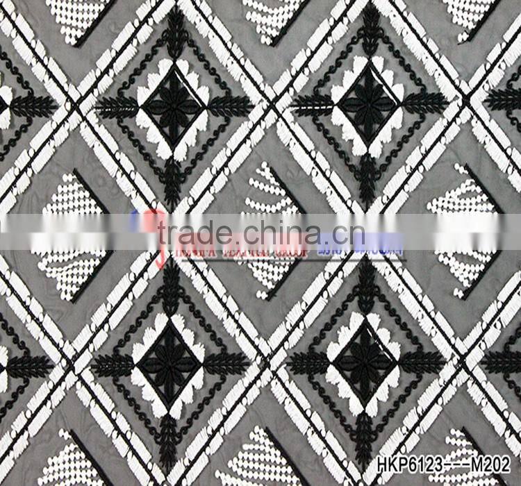 China Supplier And Manufacturer New Geometric Pattern Knitted Fabric Geometric Fashion Design