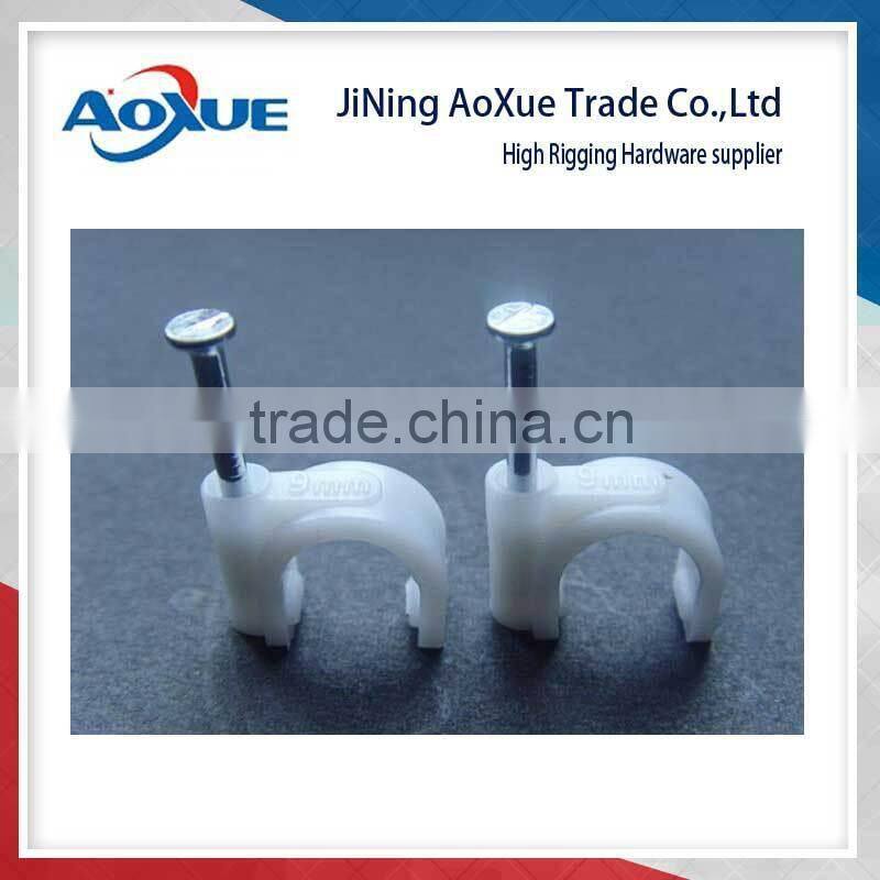 circle cable clip