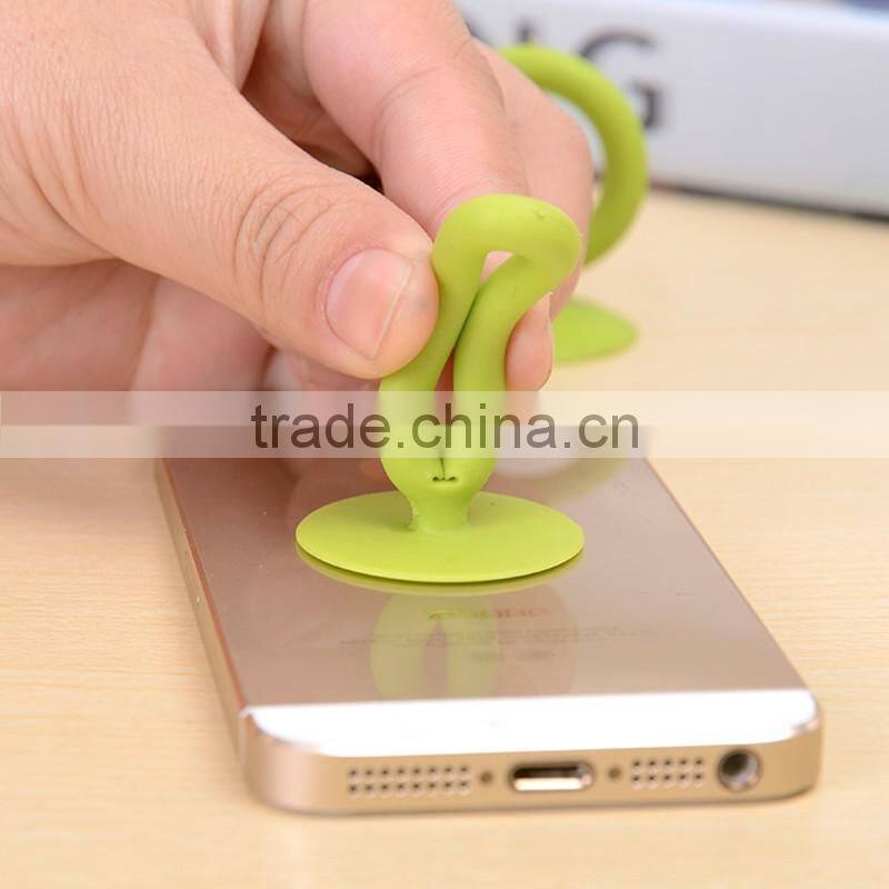 Silicone magnet Silicone Material and No Charger mobile phone holder