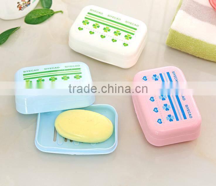 traveling portable plastic soap dish with drain tray and cover