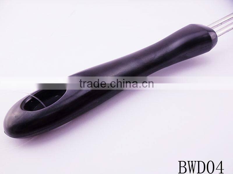 high quality 16"kitchen tools stainless steel stainer for oil filter with rubber coverd handle