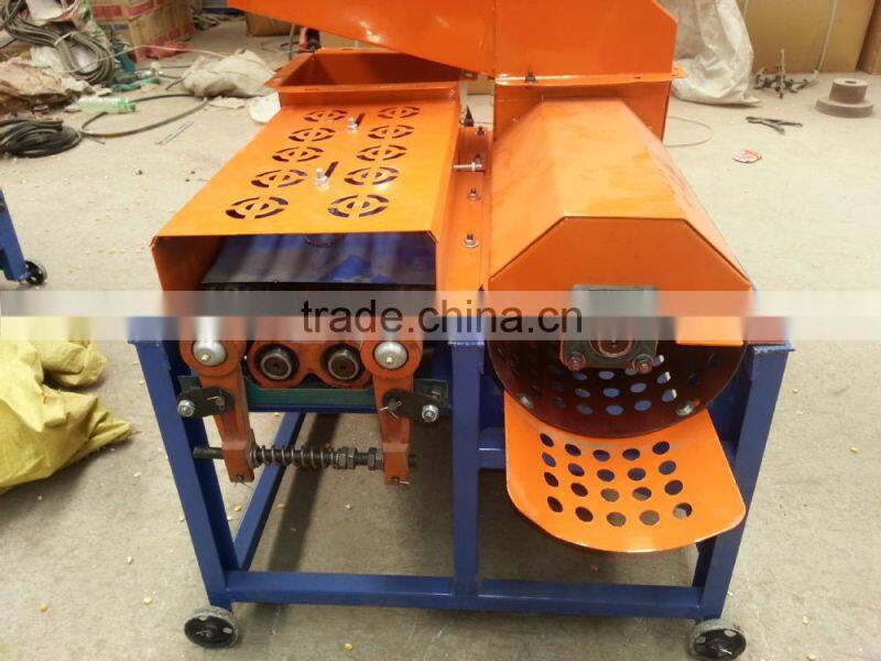 Two feeding hoppers corn stripper and sheller machine