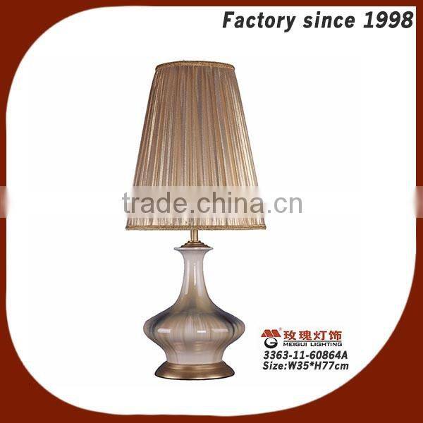 glaze ceramic table lamp with pleated shade