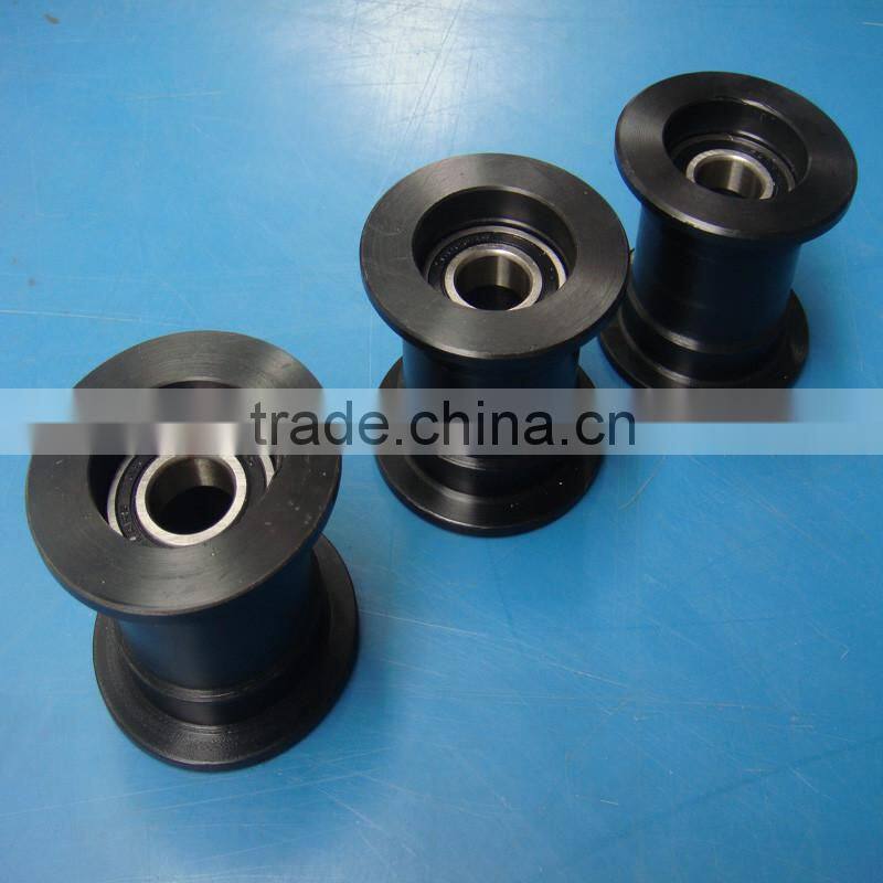 CNC machining black Nylon polyamide PA6 pulley wheels with bearings