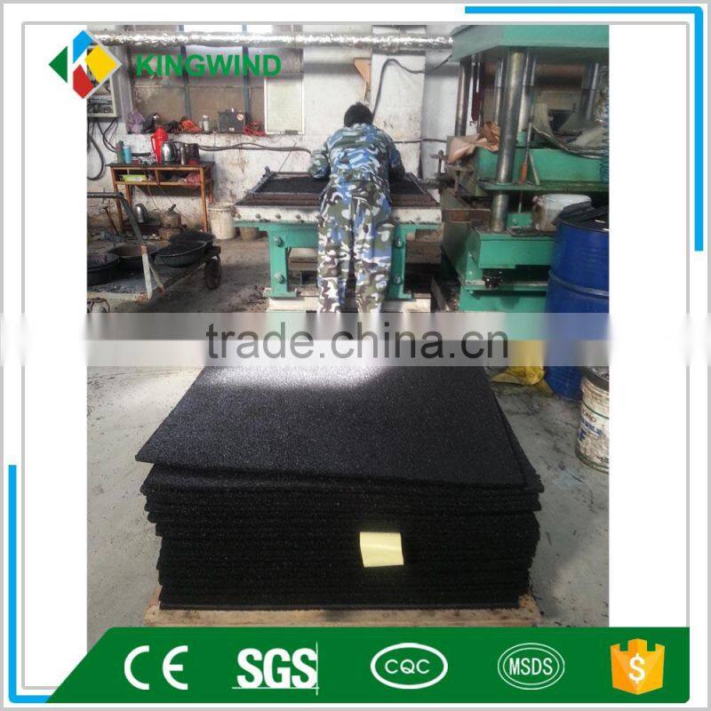 Hydraulic rubber floor tiles making machine