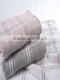 100% cotton zero twist bath towel with lace