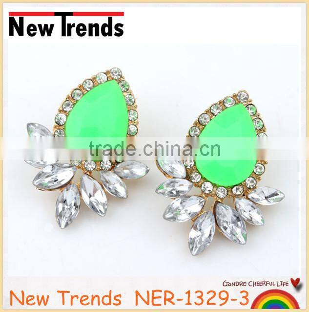 Charming resin tear drop earring studs with clear rhinestone