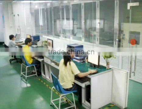 Heated ice hockey gloves