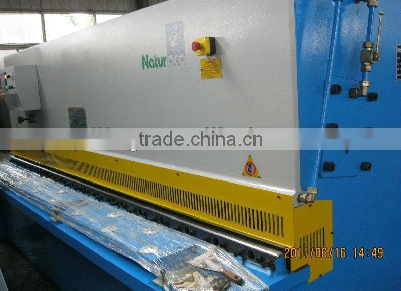 hydraulic shearing machine