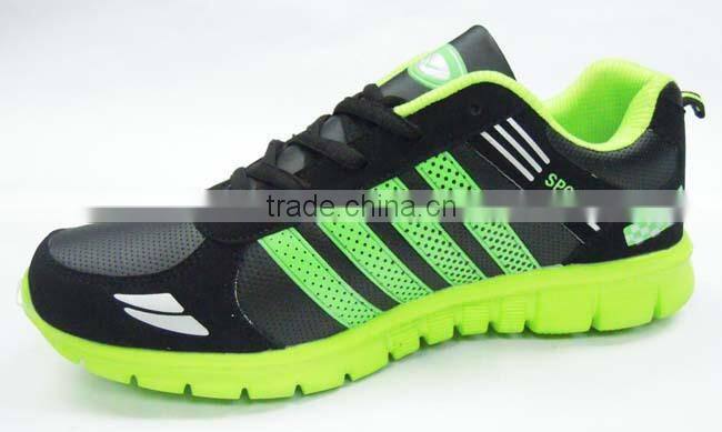 Lightweight PU Upper/EVA Outsole Sports Running Shoes