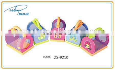 New design colorful plastic insect cage handle plastic box for children carrying
