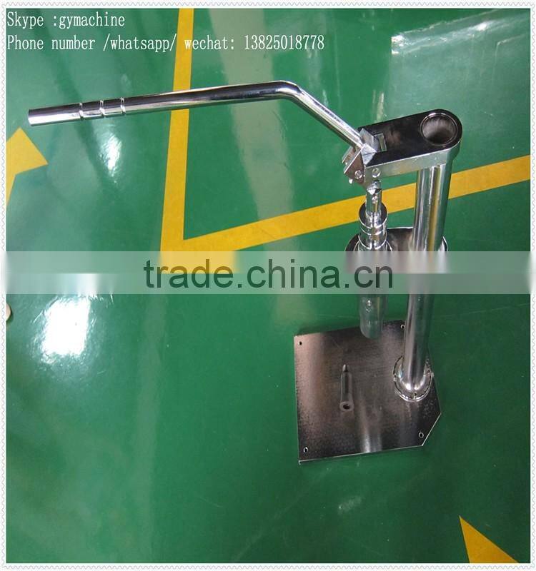 Manual oral liquid bottle capping machine