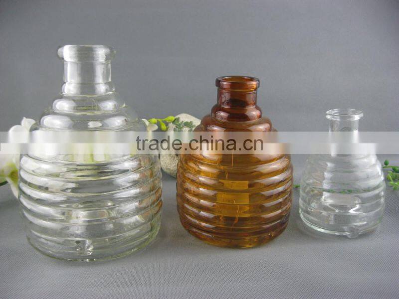 colored glass wasp trap hanging glass bee catcher / glassware