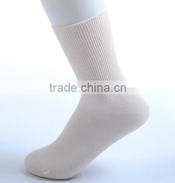 2017 Latest Manufacturer Customized Your Own Brand Logo Breathable Anti-bacterial Bamboo Fiber Private Label Men Sport Socks