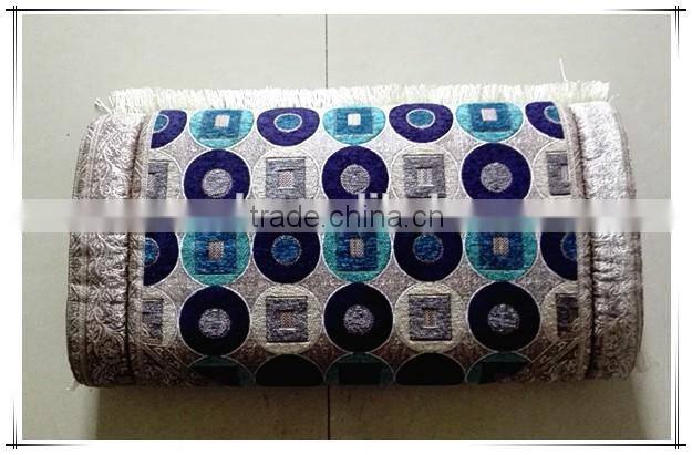 High quality jacquard muslim prayer mat with foam backing and zipper