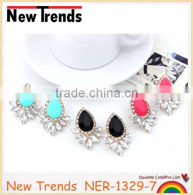 Charming resin tear drop earring studs with clear rhinestone