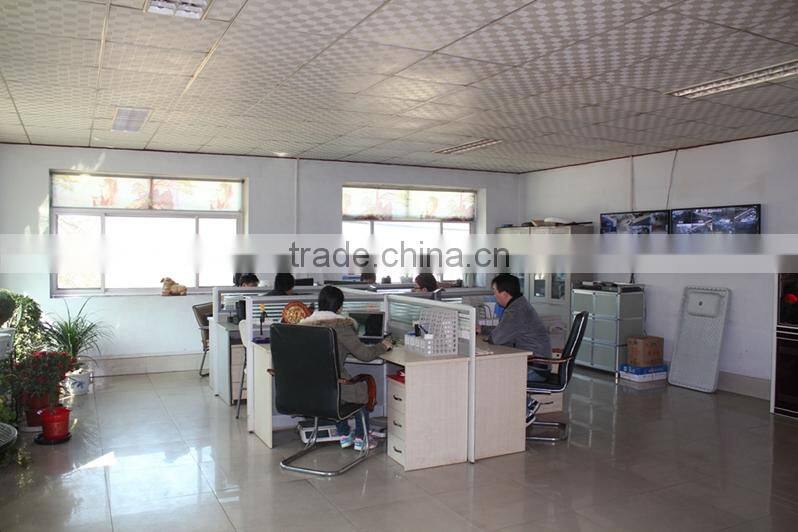 China Alibaba Water filled road safety barrier,plastic road barrier blow mould