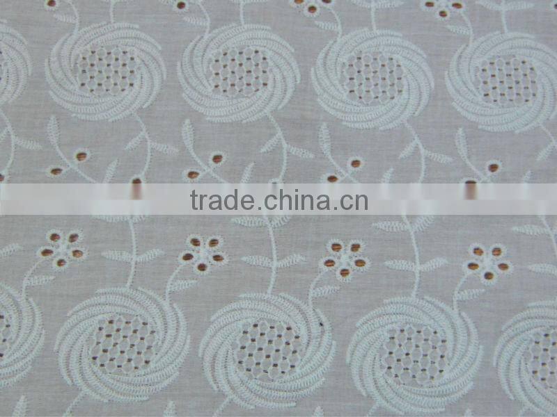 ES3040 hot sale white cotton embroidery fabric for women garment