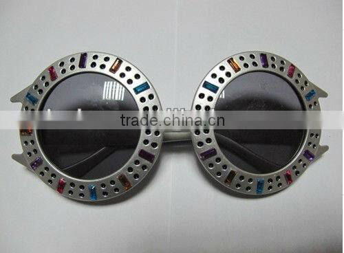 black strange shape plastic party glasses