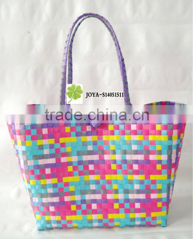 Colorful plastic straw tote bag