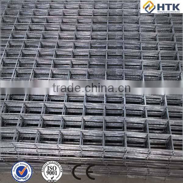 Welded wire mesh rolling machine