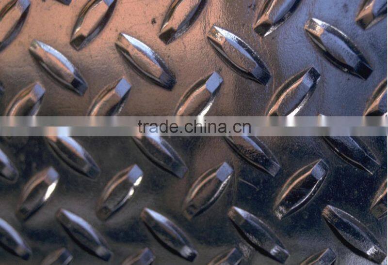 Low building materials price gi galvanized carbon checkered hot rolled steel plate