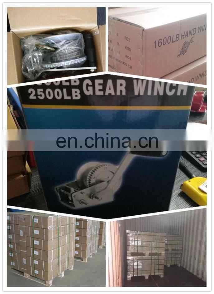 Small lifting hand winch with capacity of 800lb